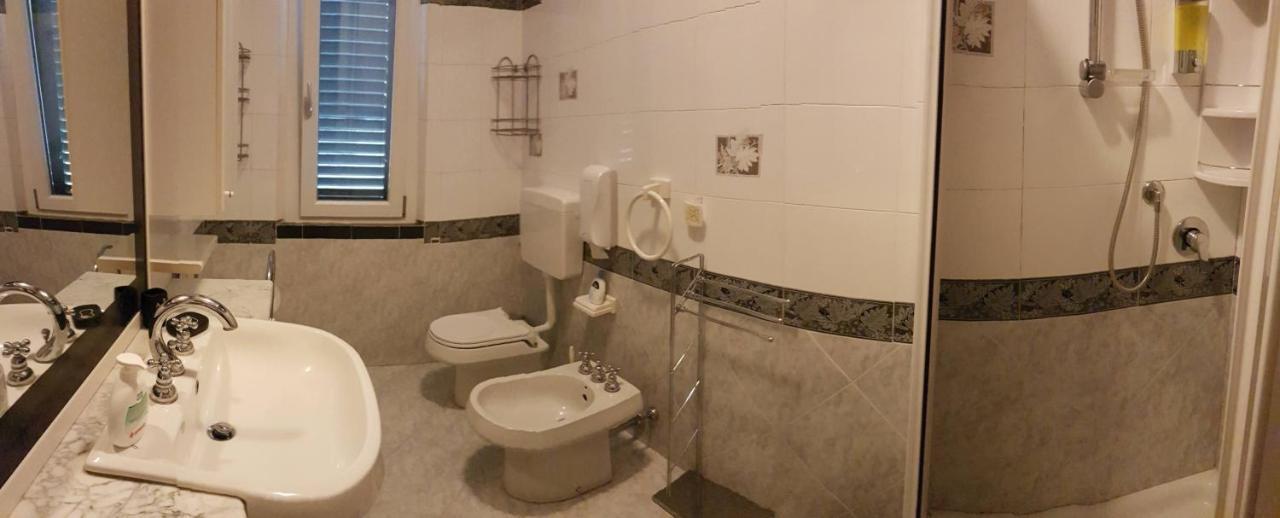 Queen Elizabeth B&B - Affittacamere Argenta Екстериор снимка